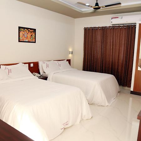 Hotel Anandkrishna Residency Guruvāyūr Exterior foto