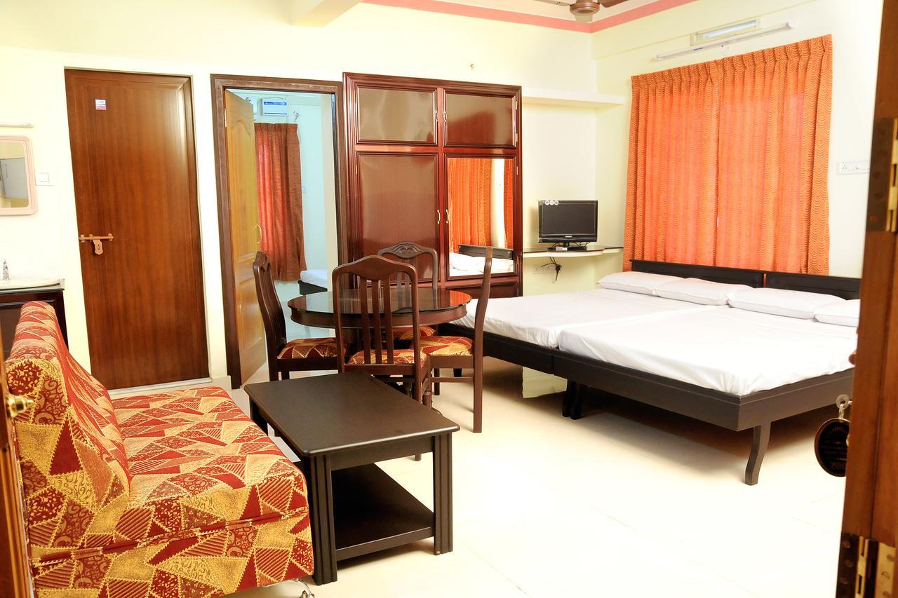 Hotel Anandkrishna Residency Guruvāyūr Exterior foto
